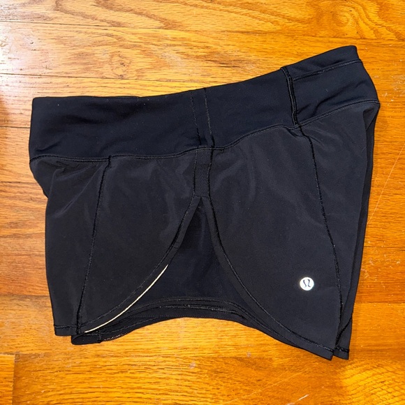 Lululemon Attack the Track Short | Size 4 | 4” inseam | Black - Picture 13 of 13